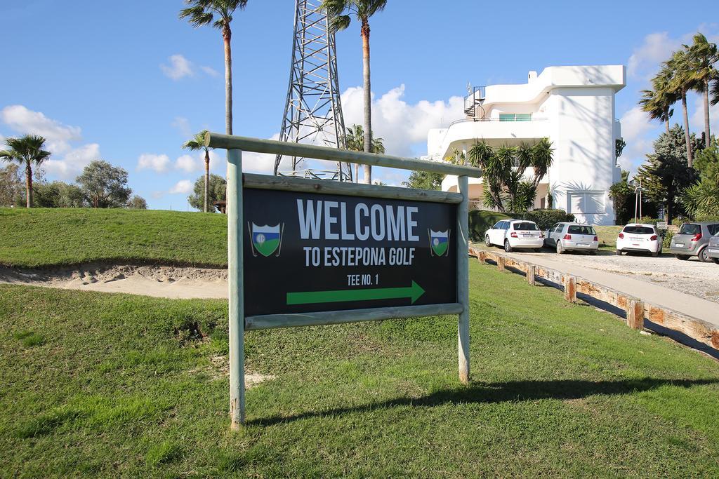 Sunny Golf Apartment Estepona Eksteriør bilde