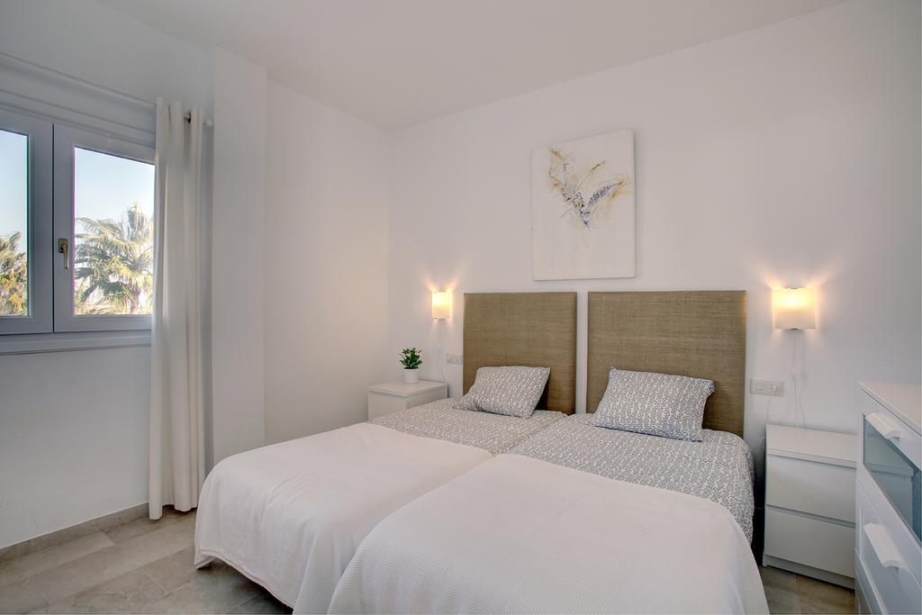 Sunny Golf Apartment Estepona Eksteriør bilde