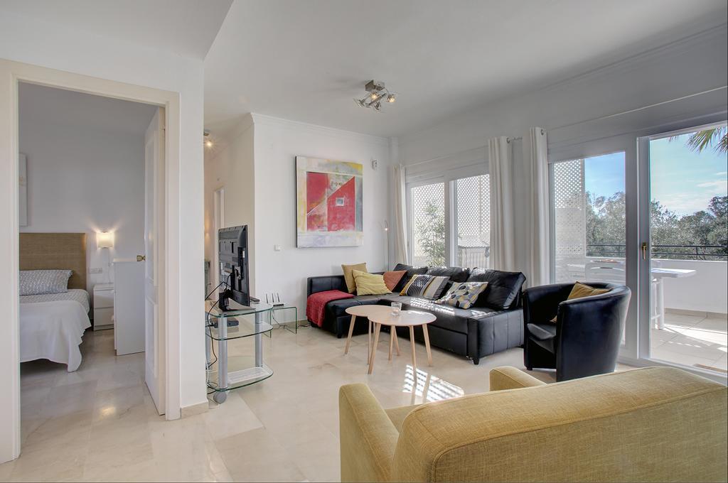 Sunny Golf Apartment Estepona Eksteriør bilde